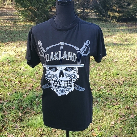Oakland T-Shirt Small New Sugar scull - Picture 2 of 4